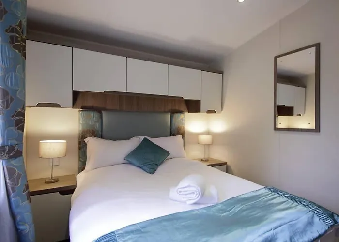 Edinburgh - Seton Sands-Cameo Caravan-Pet Friendly